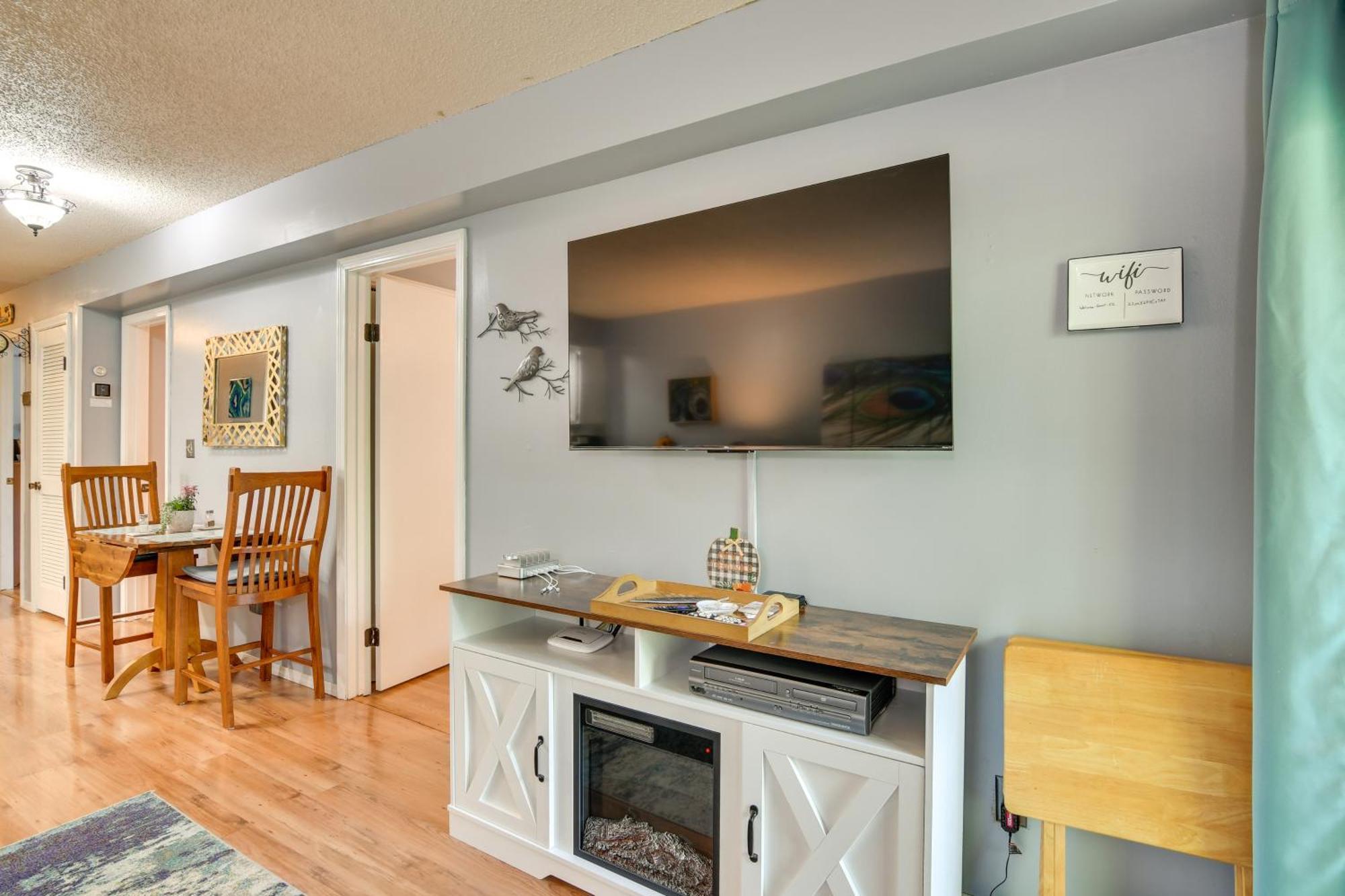 Branson West Condo Balcony, Central Location Exterior photo