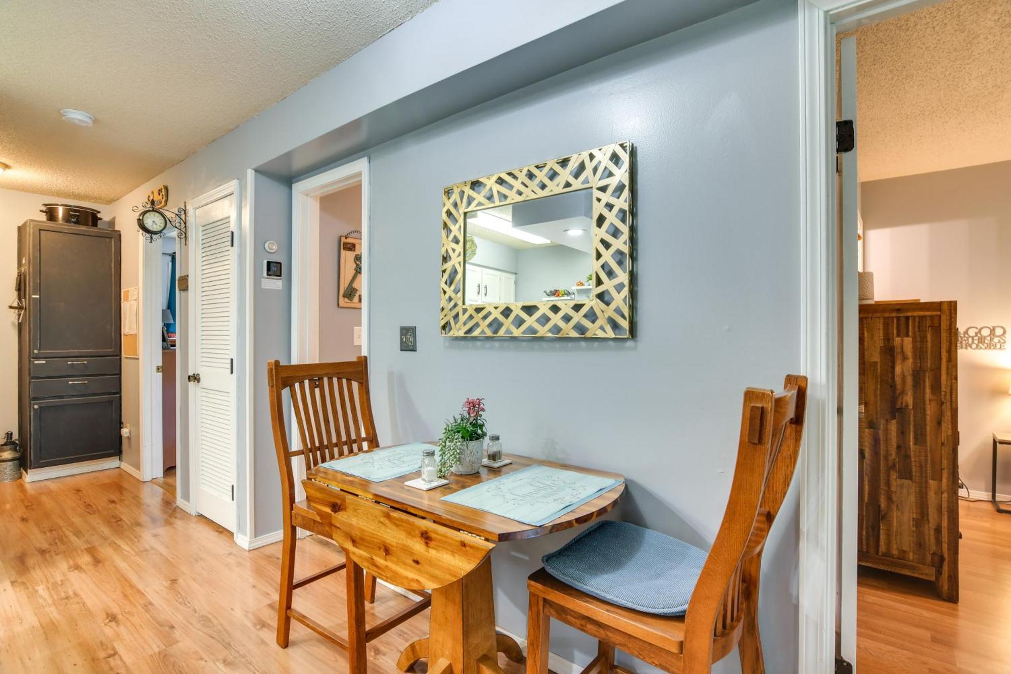Branson West Condo Balcony, Central Location Exterior photo