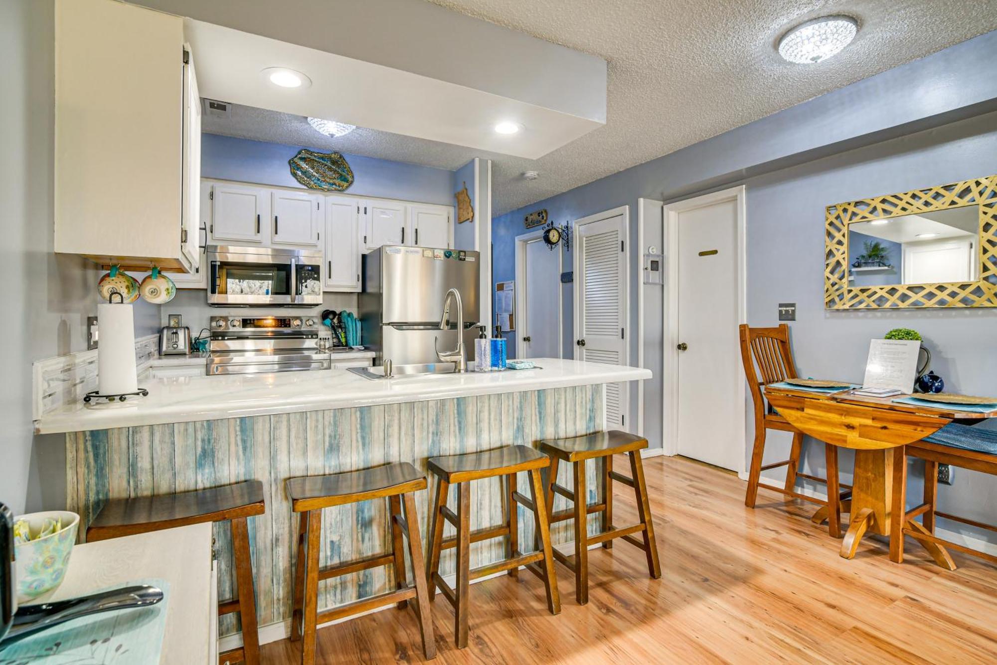 Branson West Condo Balcony, Central Location Exterior photo